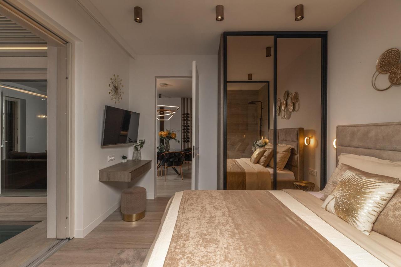 Arca, Sea View/sauna/open/closed/heated Pool Villa *