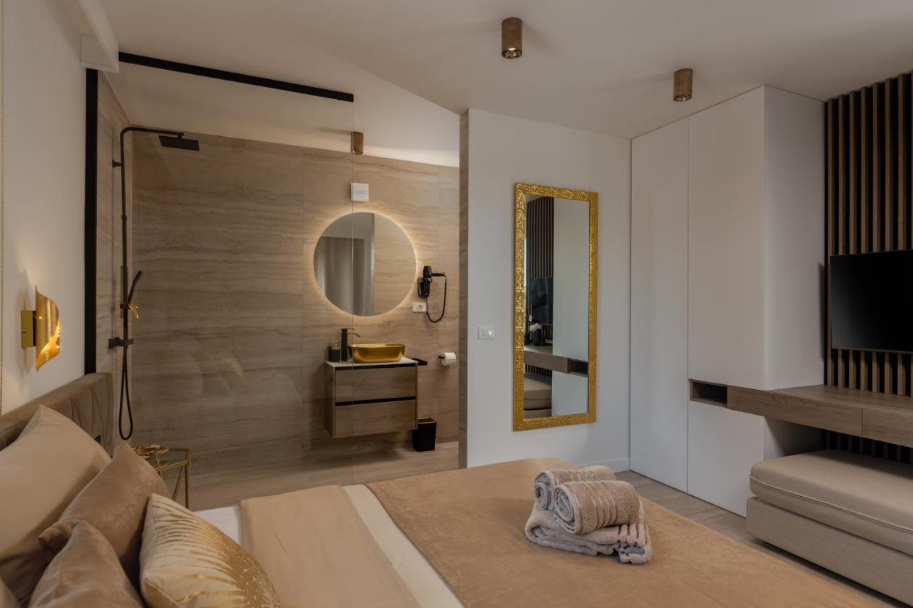 Arca, Sea View/sauna/open/closed/heated Pool Nin